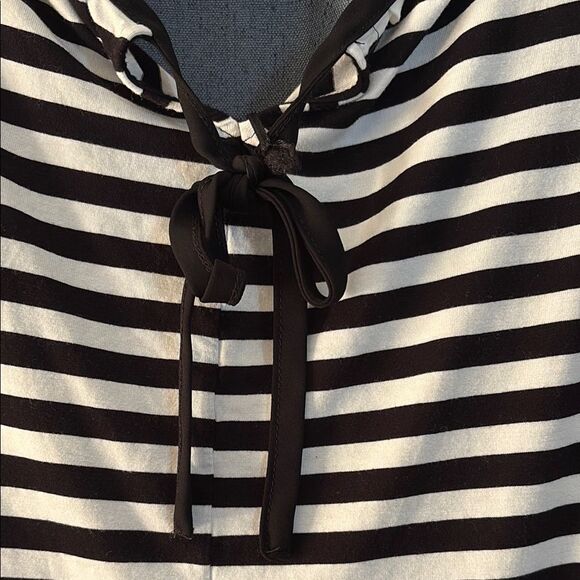 Elle White and Black Pleated Tank Top Size XL - Picture 4 of 5